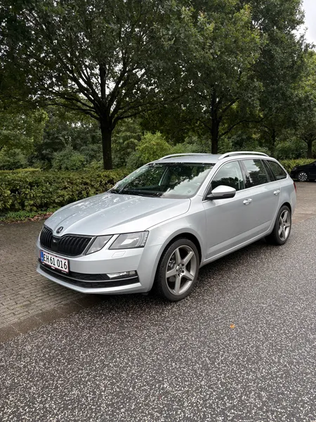 Skoda OCTAVIA 1.6 TDI 115 COMBI DSG7